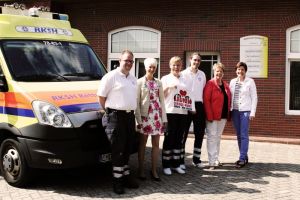 Gruppenfoto von der Service Point Eröffnung